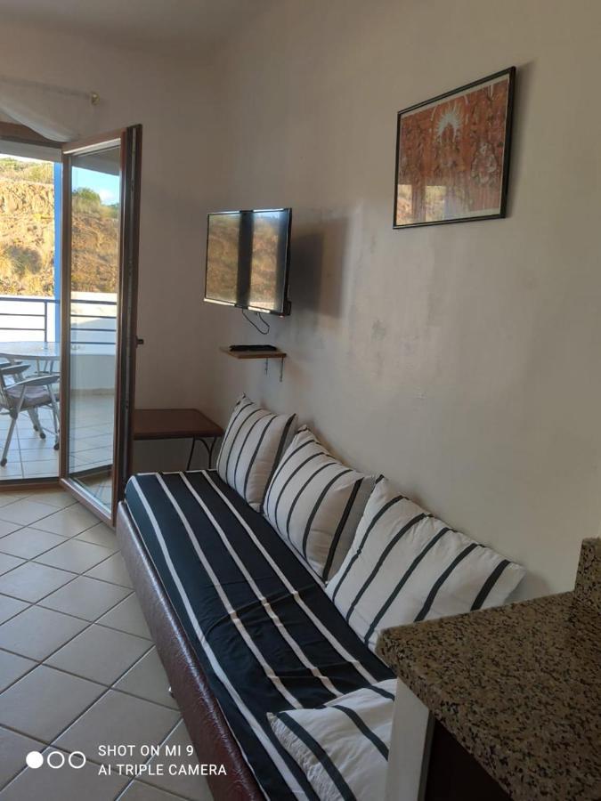 Studio Avec Piscine Et Wifi A Cabonegro Cabo Negro Buitenkant foto